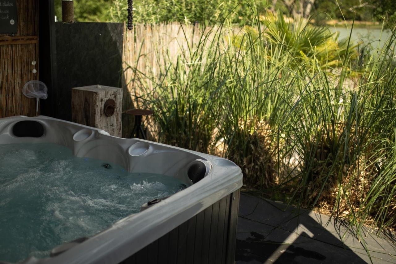 Erm Drents Genieten - Riegheide Met Prive Jacuzzi 빌라 외부 사진